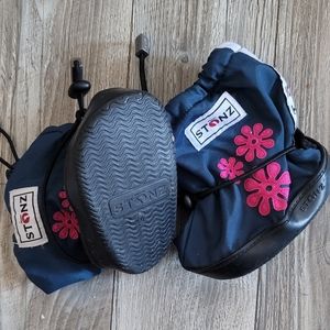 Stonz booties 6-18m
